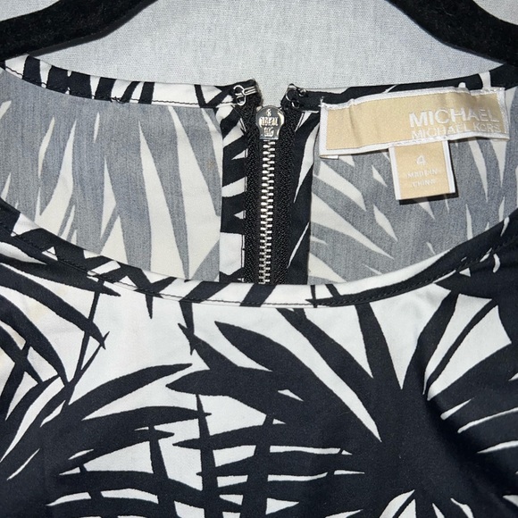 Black and white print Michael Kors peplum shirt size 4 - Picture 3 of 5